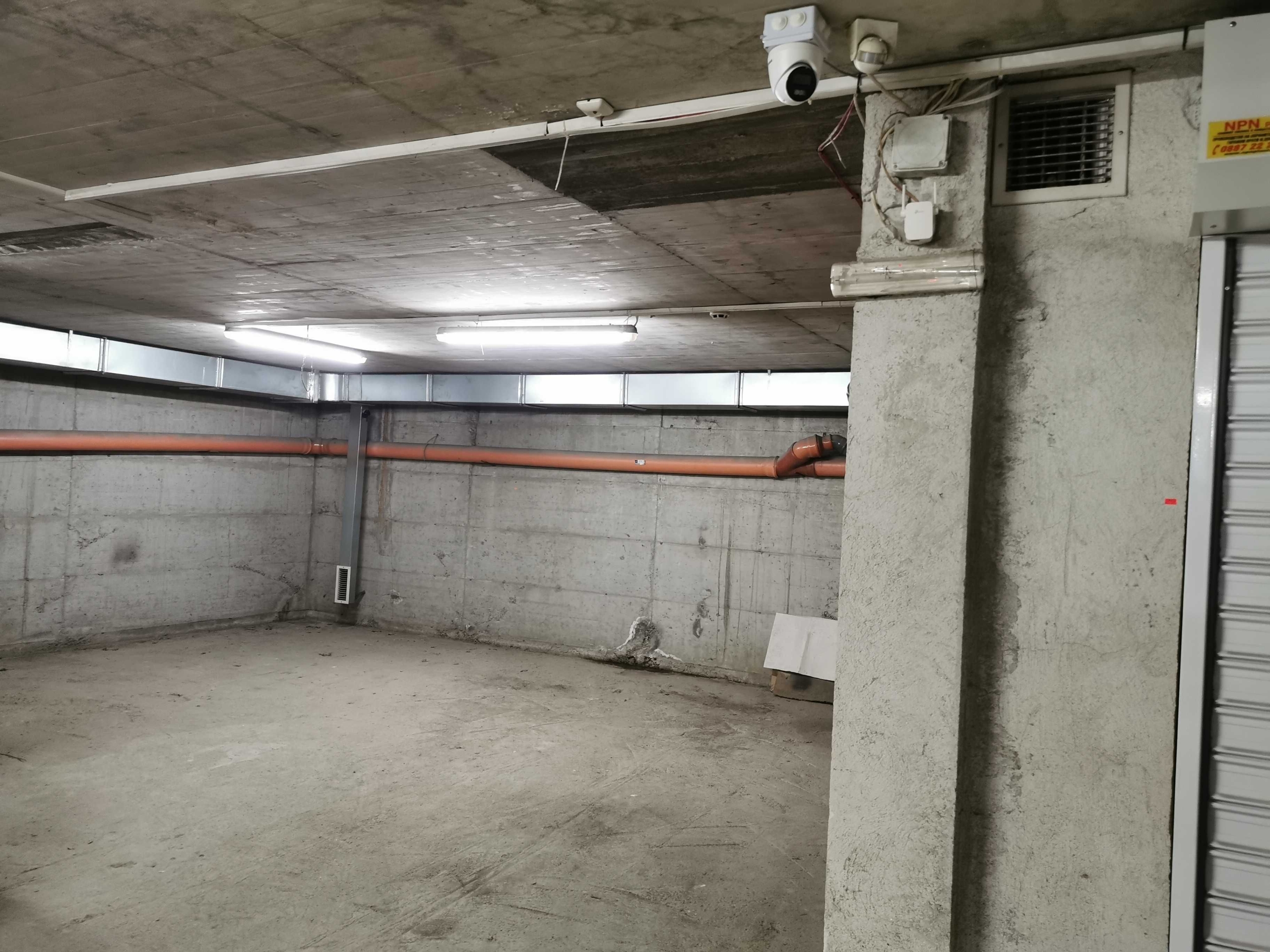 Дава се под наем Гараж / Паркомясто в София, Дружба 1 - 35 кв.м за 30.6 € - Снимка #1