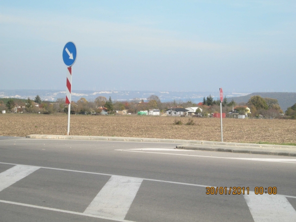 Парцел в с. Кичево, Област Варна - 3000 кв.м за 7 €/кв.м - Снимка #1