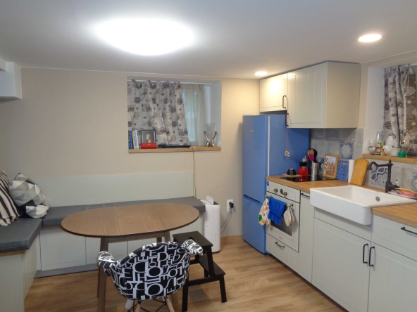 Дава се под наем Едностаен апартамент в София, Яворов - 35 кв.м за 408 € - Снимка #1