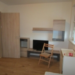 Дава се под наем Едностаен апартамент в София, Студентски град - 30 кв.м за 375 € - Снимка #1