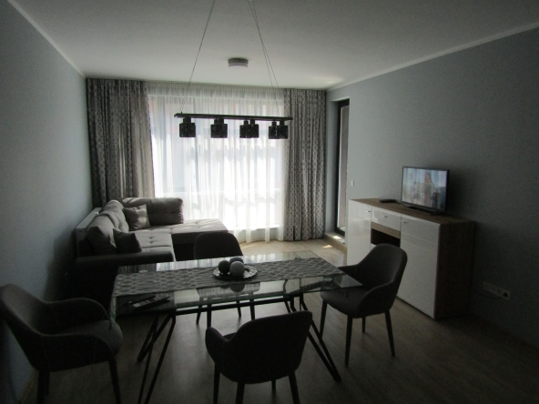 Дава се под наем Двустаен апартамент в София, Витоша - 65 кв.м за 750 € - Снимка #1