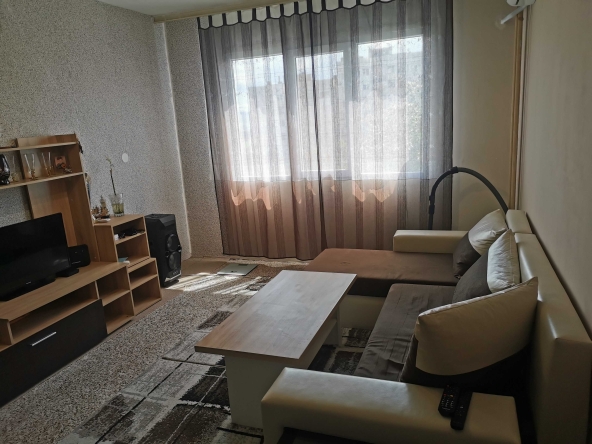 Двустаен апартамент в Казанлък - 64 кв.м за 813 €/кв.м - Снимка #1