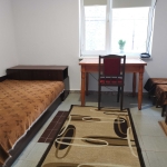 Дава се под наем Етаж от къща в Добрич, Център - 15 кв.м за 102 € - Снимка #1