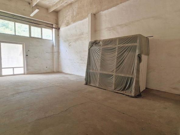 Дава се под наем Склад в с. Церово, Област София-област - 65 кв.м за 228.99 € - Снимка #1