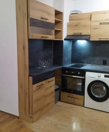 Дава се под наем Двустаен апартамент в София, Карпузица - 70 кв.м за 475 € - Снимка #1