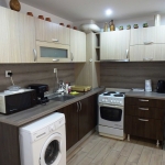 Дава се под наем Четиристаен апартамент в Варна, Зимно кино Тракия - 114 кв.м за 750 € - Снимка #1