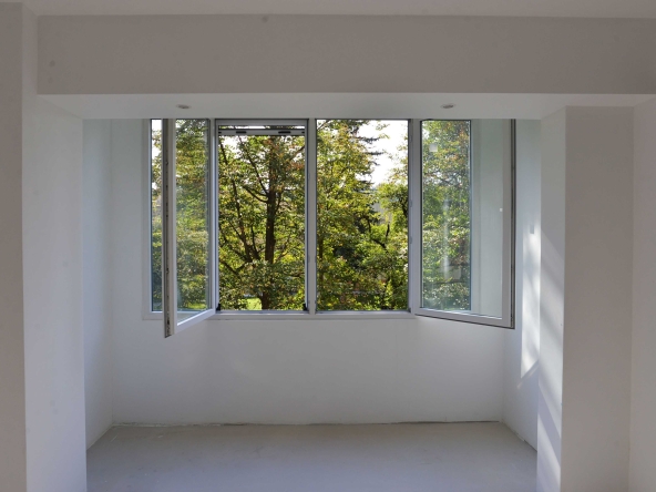 Тристаен апартамент в София, Хаджи Димитър - 66 кв.м за 2394 €/кв.м - Снимка #1