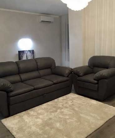 Дава се под наем Двустаен апартамент в Пловдив, Център - 65 кв.м за 234.6 € - Снимка #1