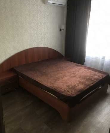 Дава се под наем Тристаен апартамент в Бургас, Зорница - 85 кв.м за 341.7 € - Снимка #1