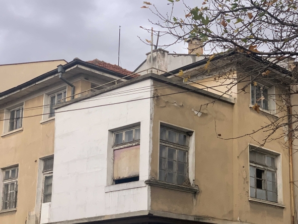 Къща в Карлово - 134 кв.м за 609 €/кв.м - Снимка #1