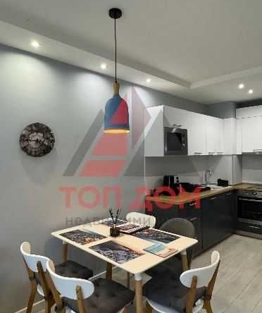 Дава се под наем Двустаен апартамент в Варна, Бриз - 60 кв.м за 765 € - Снимка #1