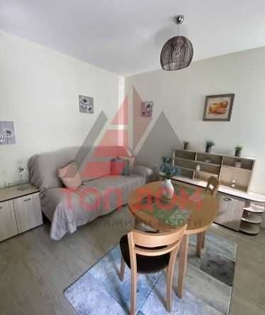 Дава се под наем Двустаен апартамент в Варна, м-т Евксиноград - 60 кв.м за 612 € - Снимка #1