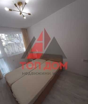 Дава се под наем Тристаен апартамент в Варна, Център - 70 кв.м за 800 € - Снимка #1