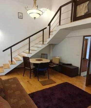 Дава се под наем Двустаен апартамент в Бургас, Славейков - 55 кв.м за 188.7 € - Снимка #1