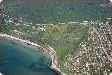 Парцел в к.к. Албена - 15222 кв.м за 41 €/кв.м - Снимка #1