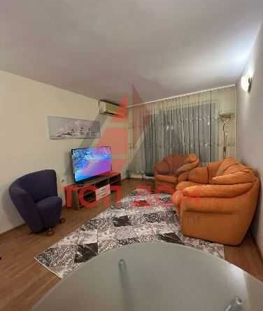 Дава се под наем Тристаен апартамент в Варна, Окръжна болница - 90 кв.м за 561 € - Снимка #1