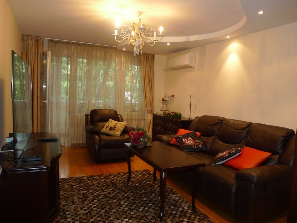 Тристаен апартамент в София, Медицинска академия - 92 кв.м за 2207 €/кв.м - Снимка #1