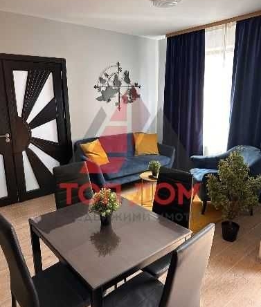 Дава се под наем Тристаен апартамент в Варна, Окръжна болница - 89 кв.м за 700 € - Снимка #1