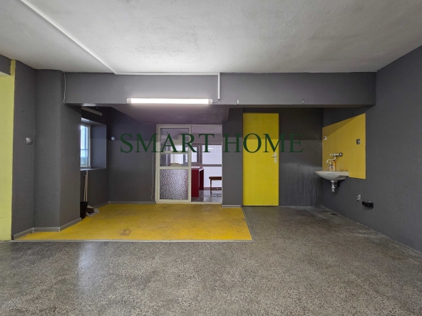 Дава се под наем Промишлена сграда в Велико Търново, Колю Фичето - 80 кв.м за 648.21 € - Снимка #1