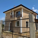 Къща в с. Брестник, Област Пловдив - 205 кв.м за 1400 €/кв.м - Снимка #1