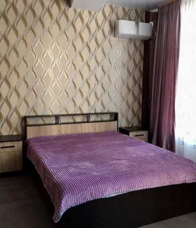 Дава се под наем Едностаен апартамент в Пловдив, Каменица 2 - 30 кв.м за 153 € - Снимка #1