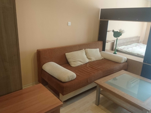 Дава се под наем Едностаен апартамент в Варна, Общината - 43 кв.м за 397.8 € - Снимка #1