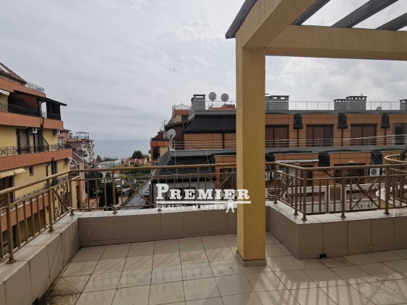 Тристаен апартамент в Свети Влас - 120 кв.м за 447 €/кв.м - Снимка #1
