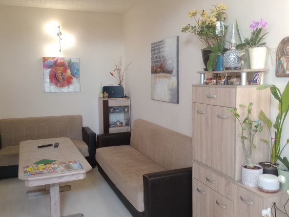 Тристаен апартамент в Благоевград, Идеален център - 74 кв.м за 758 €/кв.м - Снимка #1