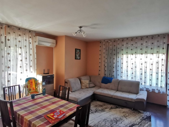 Дава се под наем Тристаен апартамент в София, Редута - 95 кв.м за 714 € - Снимка #1