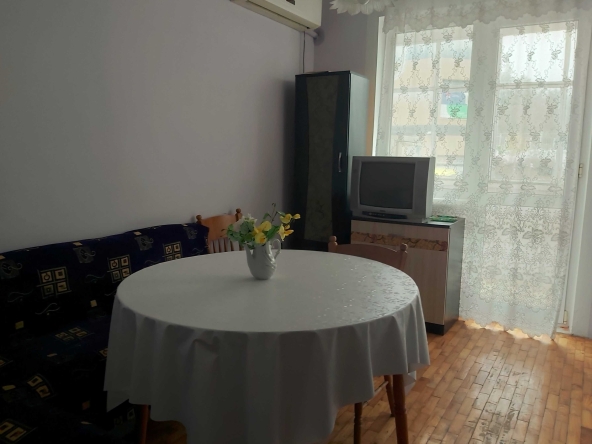 Двустаен апартамент в Варна, Кайсиева градина - 71 кв.м за 1365 €/кв.м - Снимка #1