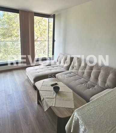 Дава се под наем Двустаен апартамент в Варна, Чайка - 50 кв.м за 750 € - Снимка #1