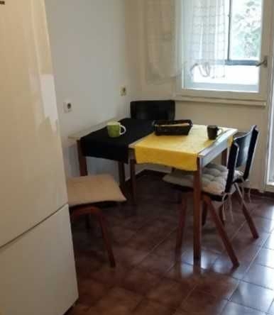 Дава се под наем Тристаен апартамент в София, Изток - 73 кв.м за 560 € - Снимка #1