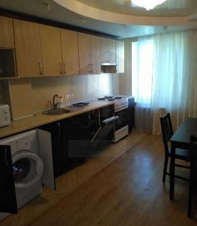 Дава се под наем Двустаен апартамент в Пловдив, Тракия - 65 кв.м за 204 € - Снимка #1