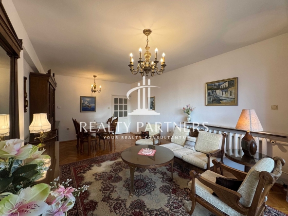 Дава се под наем Тристаен апартамент в Перник, Изток - 98 кв.м за 747.66 € - Снимка #1