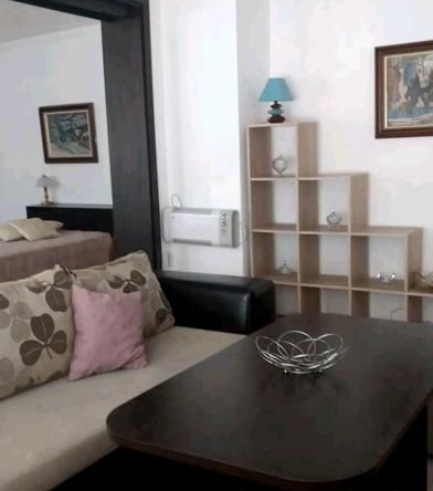 Дава се под наем Двустаен апартамент в Пловдив, Христо Смирненски - 64 кв.м за 325 € - Снимка #1