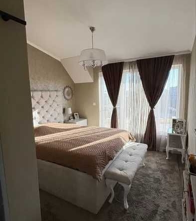 Тристаен апартамент в Пловдив, Кючук Париж - 200 кв.м за 549 €/кв.м - Снимка #1