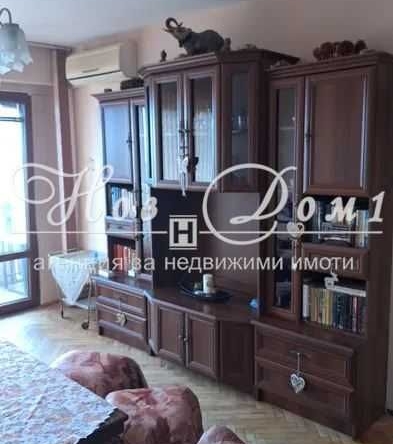 Дава се под наем Двустаен апартамент в Варна, Владислав Варненчик - 42 кв.м за 300 € - Снимка #1