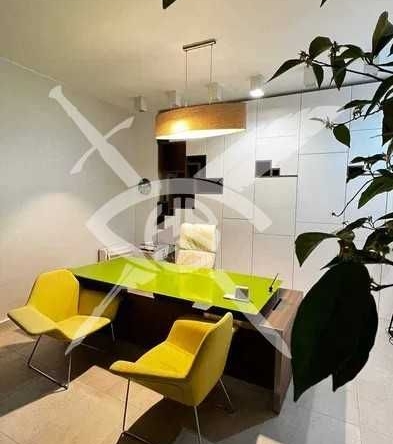 Офис в Бургас, Зорница - 82 кв.м за 2227 €/кв.м - Снимка #1