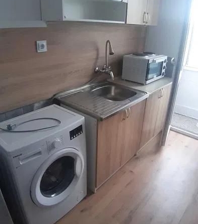 Дава се под наем Двустаен апартамент в Пловдив, Център - 64 кв.м за 265 € - Снимка #1