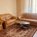 Дава се под наем Тристаен апартамент в Пловдив, Център - 90 кв.м за 425 € - Снимка #1