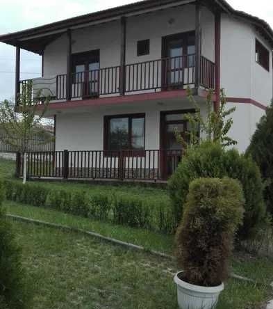 Дава се под наем Къща в к.к. Слънчев бряг - 130 кв.м за 400 € - Снимка #1