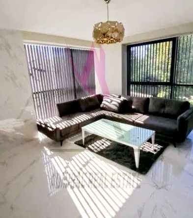 Дава се под наем Тристаен апартамент в Варна, Младост 2 - 93 кв.м за 750 € - Снимка #1