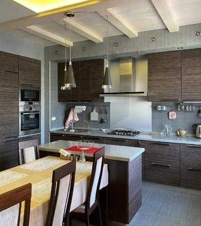 Дава се под наем Тристаен апартамент в Пловдив, Беломорски - 88 кв.м за 275.4 € - Снимка #1