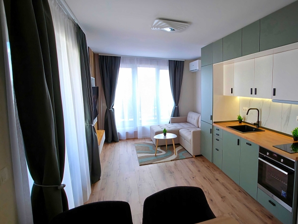 Дава се под наем Двустаен апартамент в София, Люлин 10 - 70 кв.м за 756.84 € - Снимка #1