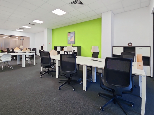 Дава се под наем Офис в Пловдив, Захарна фабрика - 30 кв.м за 703.29 € - Снимка #1