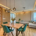 Дава се под наем Тристаен апартамент в София, Център - 97 кв.м за 538.56 € - Снимка #1