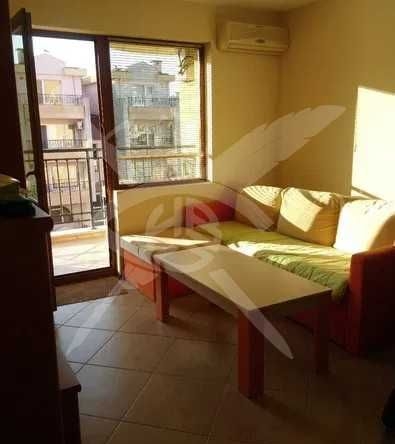 Двустаен апартамент в к.к. Слънчев бряг - 54 кв.м за 1204 €/кв.м - Снимка #1