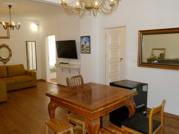 Тристаен апартамент в София, Център - 93 кв.м за 2150 €/кв.м - Снимка #1