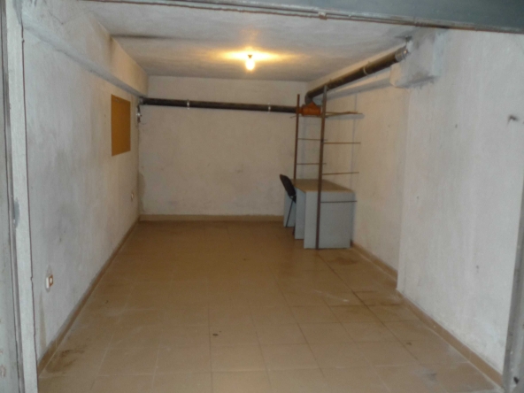 Дава се под наем Гараж / Паркомясто в София, Лозенец - 18 кв.м за 99.45 € - Снимка #1