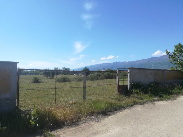 Парцел в с. Ведраре, Област Пловдив - 28000 кв.м за 8 €/кв.м - Снимка #1